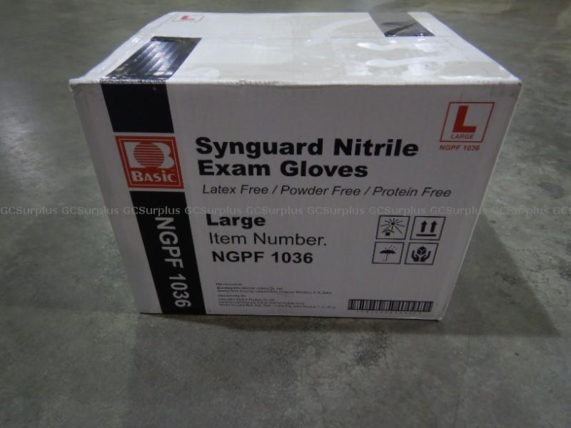 Photo de Gants d'examen en nitrile Basi