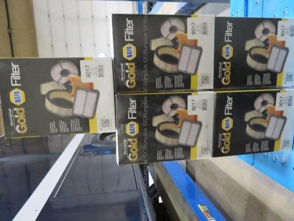 Picture of NAPA Gold Air Filters 9017