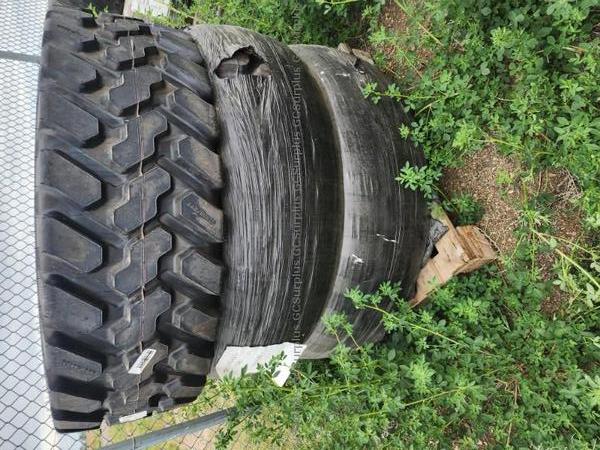 Picture of Firestone 440/80R28 IND Tires