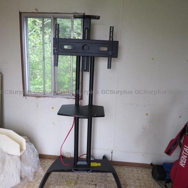 Picture of Mobile Entertainment Stand