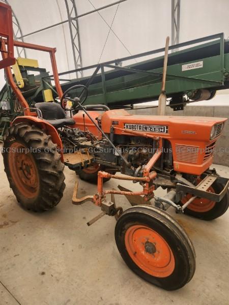 Photo de Tracteur de récolte Kubota
