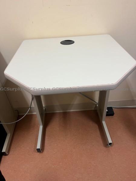 Photo de Mobilier de bureau varié