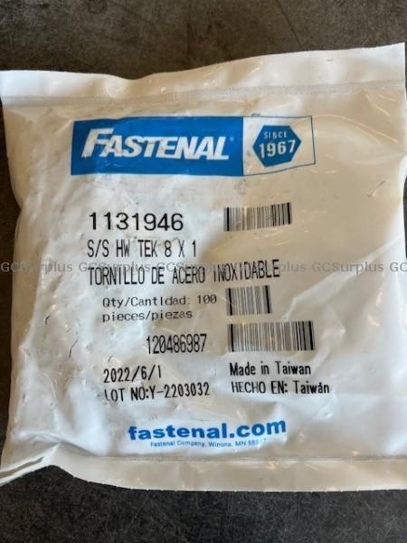Picture of Fastenal Self Tapping Screws