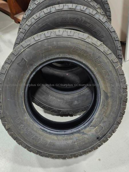 Picture of General Grabber LT265/70R17 Ti