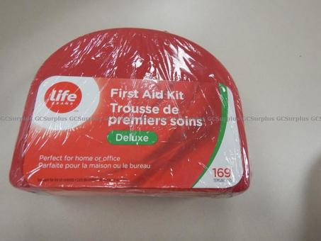 Picture of Life Deluxe First Aid Kit