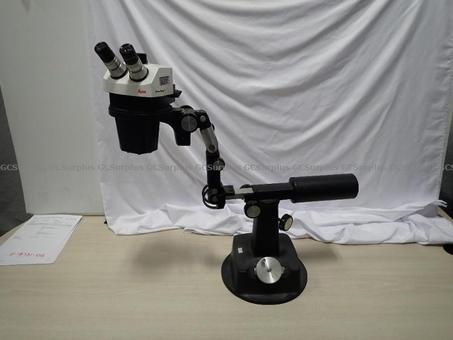 Picture of Leica StereoZoom 7 Microscope