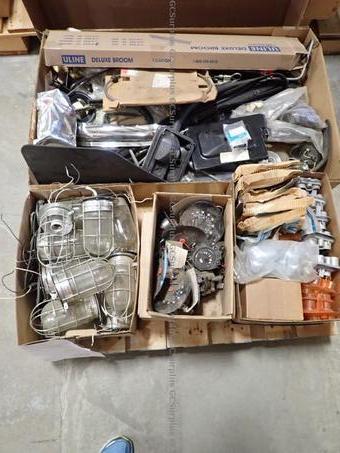 Picture of Assorted Vehicle Parts