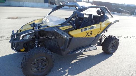 Picture of 2017 Can Am Maverick X3 (4430 
