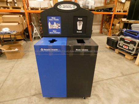 Photo de Bac de matières recyclables/dé