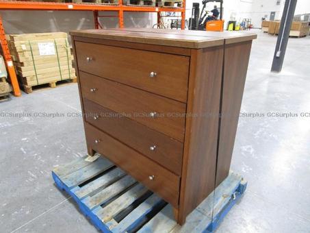 Picture of 2 Dressers