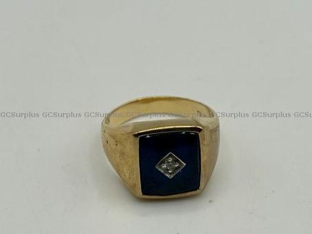 Picture of 10K Yellow Gold Men's Ring - U