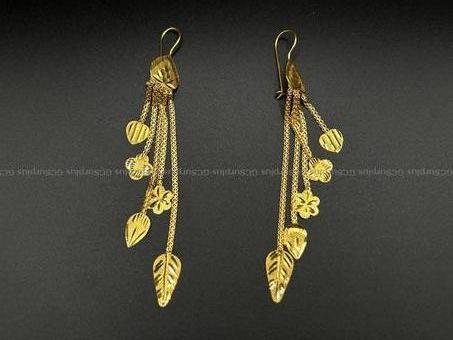 Picture of 21kt Yellow Gold Dangling Earr