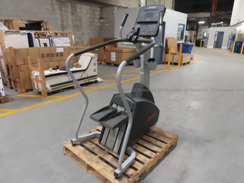 Picture of Life Fitness Stair Stepper