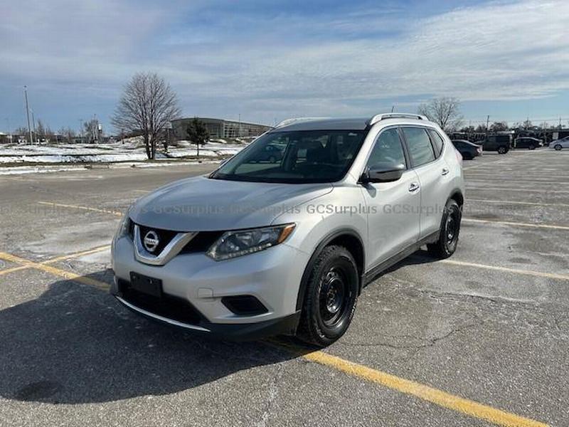 Picture of 2016 Nissan Rogue (144909 KM)