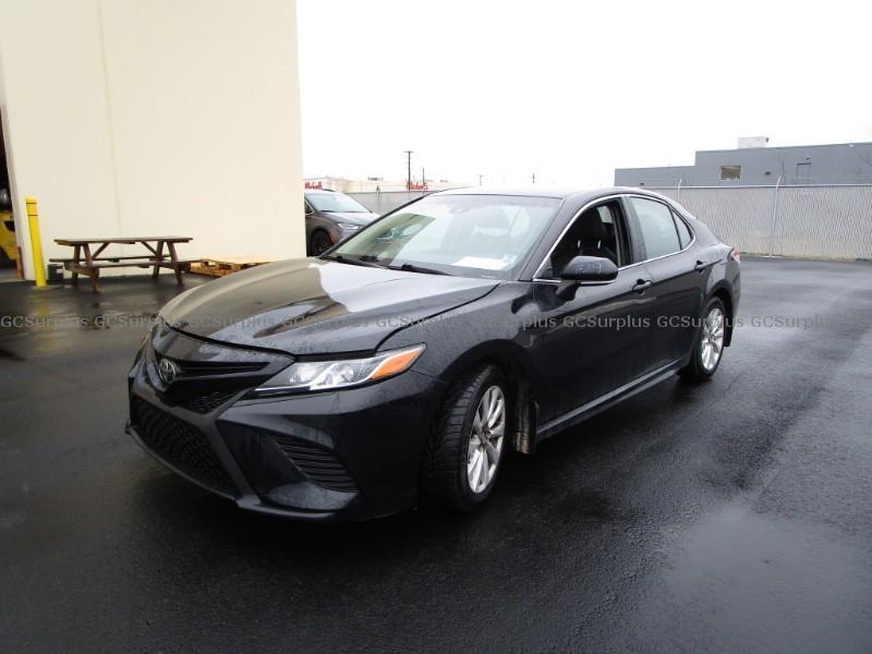 Picture of 2018 Toyota Camry SE (90,137 k