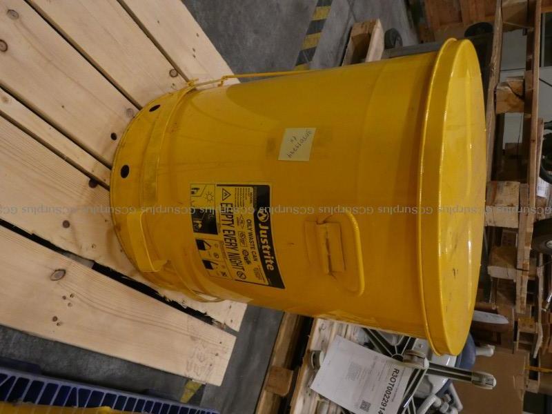 Picture of Justrite 21 Gallon Oily Waste 