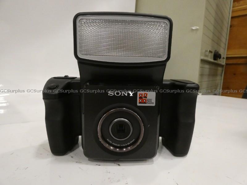 Picture of Sony UPX-C300 Camera