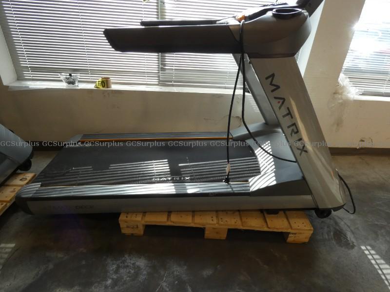 Picture of Matrix Ultimate Deck Treadmill