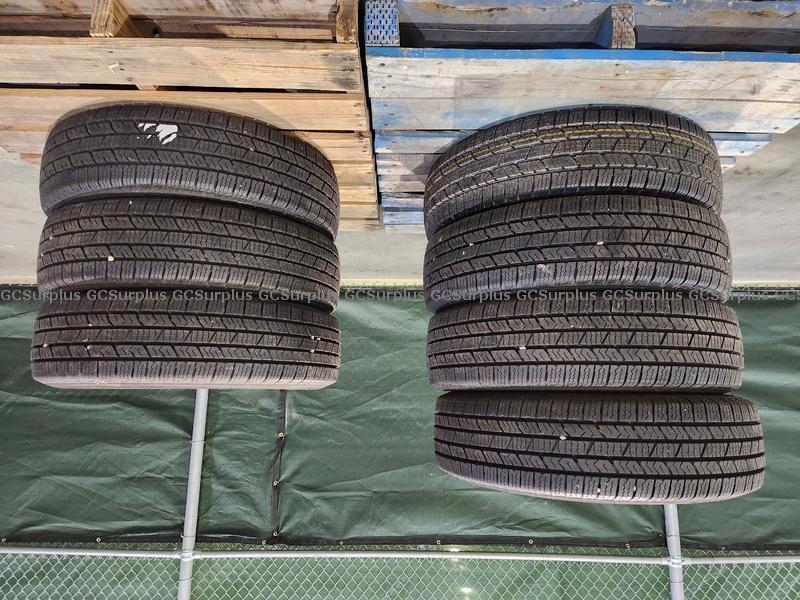 Photo de 7 pneus pour camions Nexen Rod
