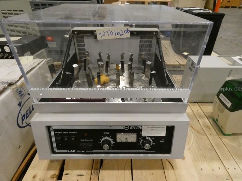 Picture of Lab-Line 3527 Incubator/Shaker