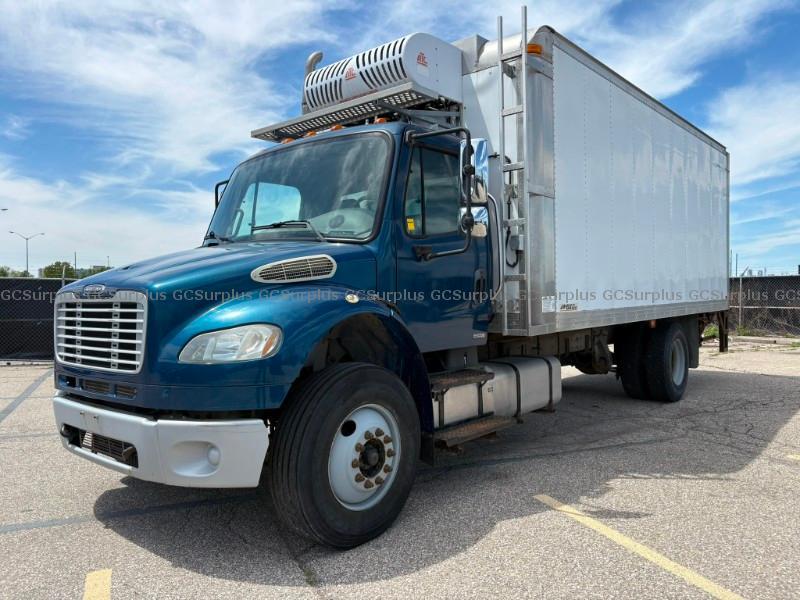 Picture of 2010 Freightliner M2 106 (5284