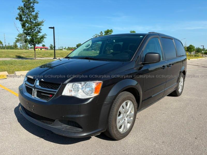 Picture of 2016 Dodge Grand Caravan SXT