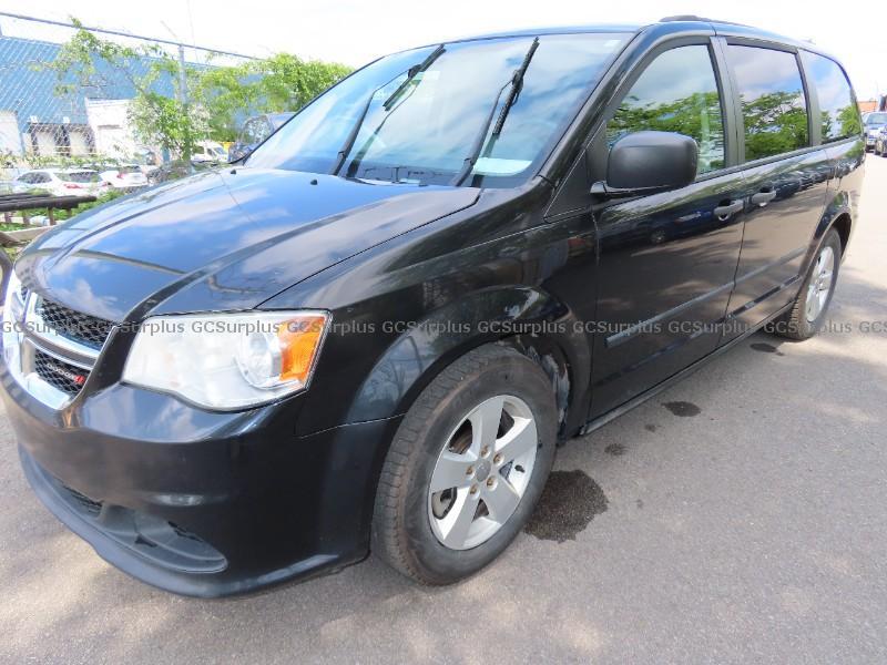 Picture of 2014 Dodge Grand Caravan SE