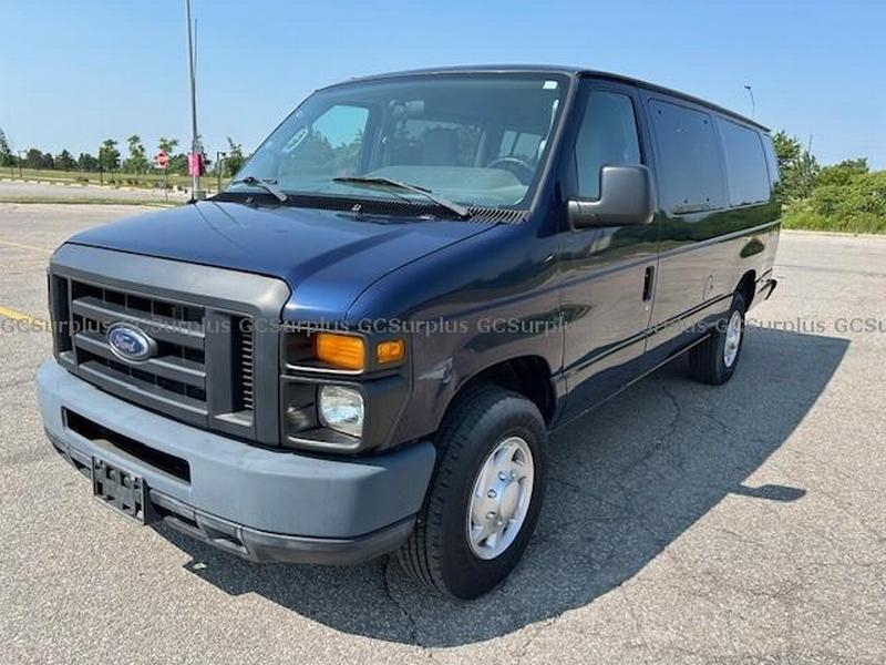 Picture of 2014 Ford Econoline E-350 XL S