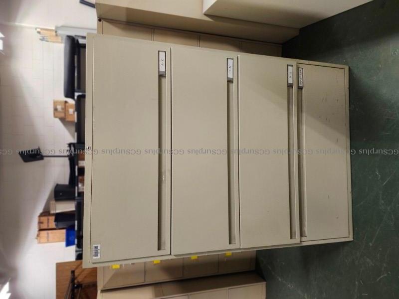 Picture of 16 Metal Cabinets